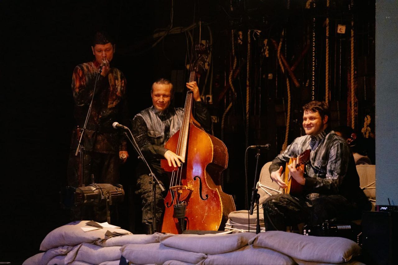 Омск - город театров, музеев, культурных объединений, музыки и живописи Омск - город театров, музеев, культурных объединений, музыки и живописи