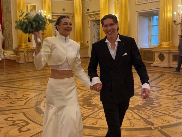 Полузащитник «Иртыша» Никита Дорофеев женился на своей возлюбленной Марии