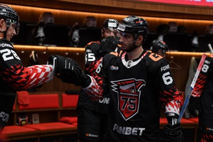 «Авангард» уступил «СКА» на домашней арене со счётом 0:1