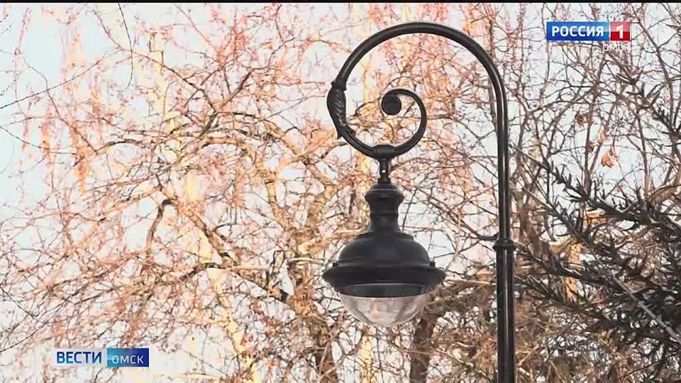 В Омске завершилось благоустройство мемориального сквера памяти Борцов Революции