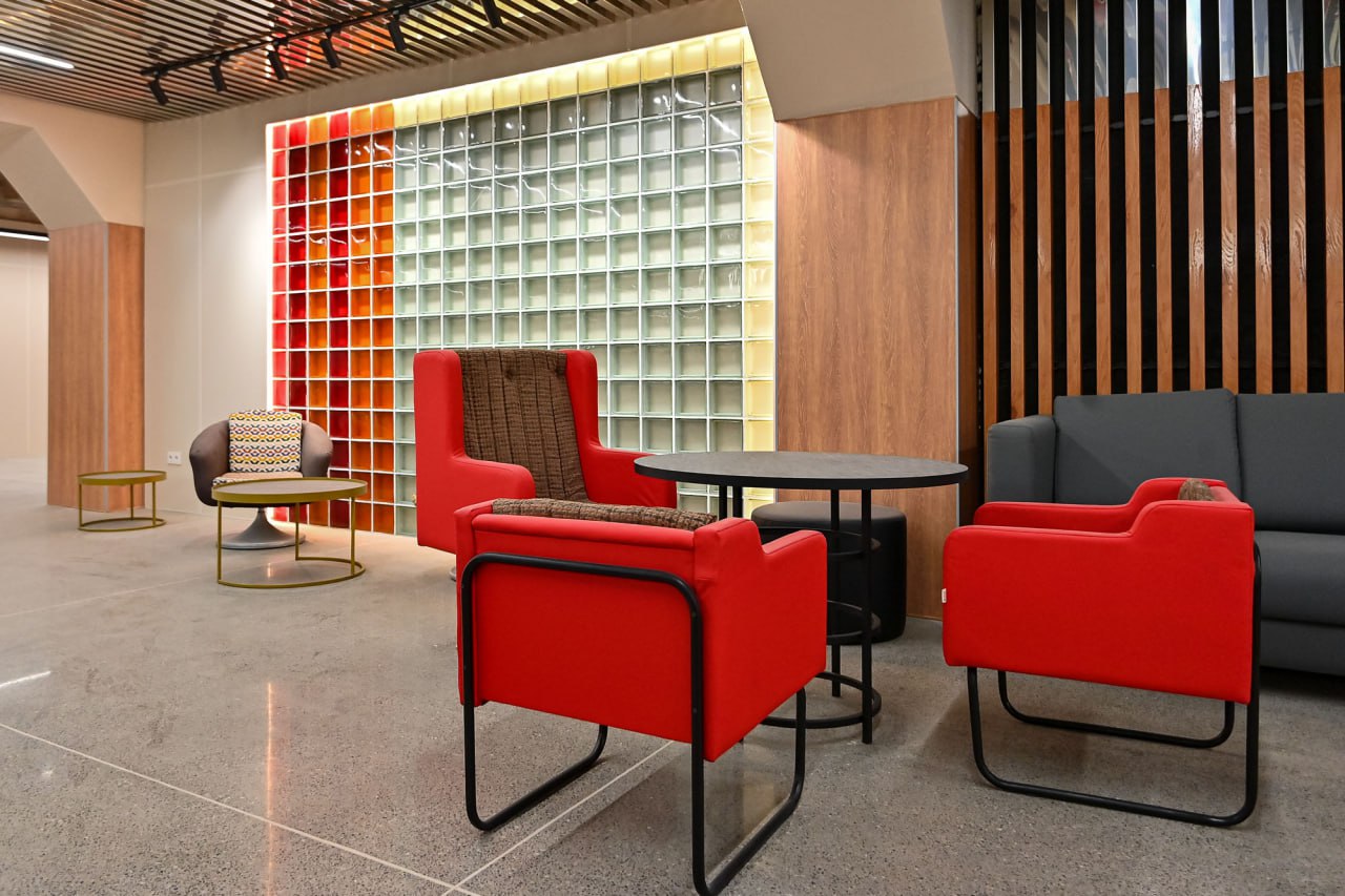 Узнали, как в омском СКК имени Блинова продвигается капремонт Узнали, как в омском СКК имени Блинова продвигается капремонт