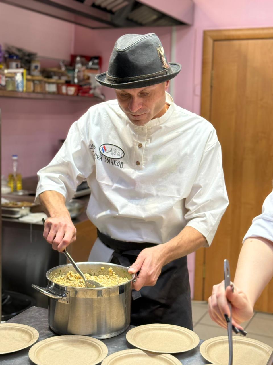 В Омске прошел гастрономический мастер-класс «Русский вкус – наше все!» в рамках Всероссийского фестиваля русской кухни В Омске прошел гастрономический мастер-класс «Русский вкус – наше все!» в рамках Всероссийского фестиваля русской кухни