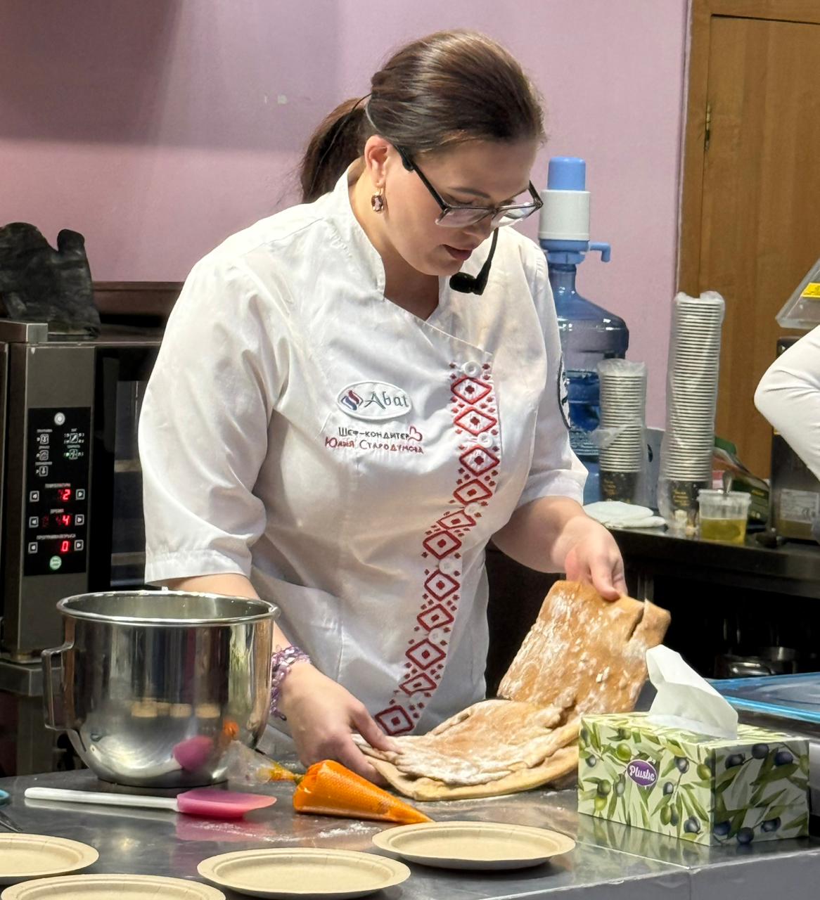 В Омске прошел гастрономический мастер-класс «Русский вкус – наше все!» в рамках Всероссийского фестиваля русской кухни В Омске прошел гастрономический мастер-класс «Русский вкус – наше все!» в рамках Всероссийского фестиваля русской кухни