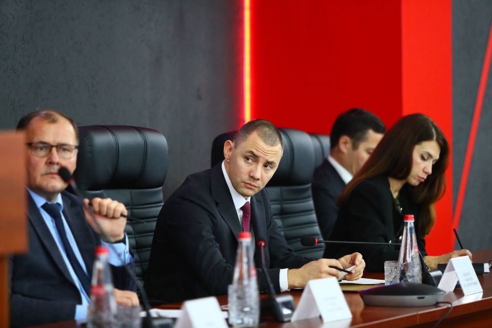          ,                , ...