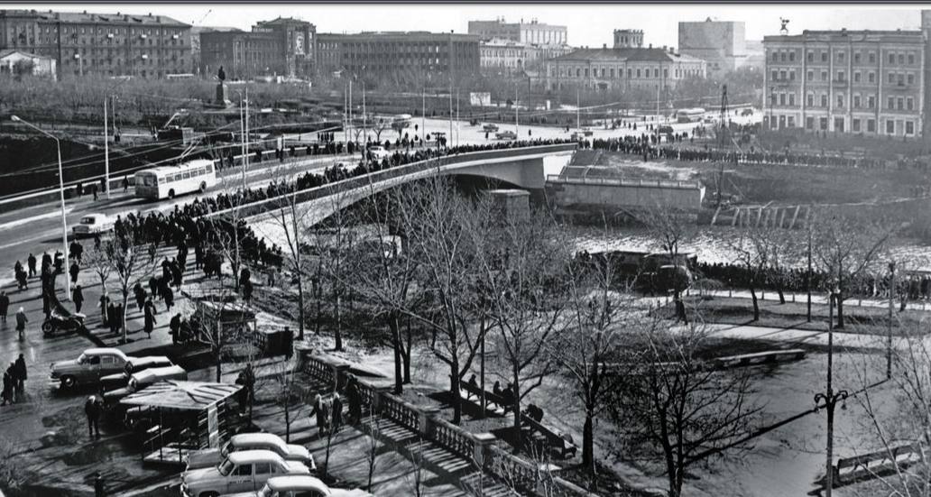 Открытие Юбилейного моста. 2 ноября 1967 года