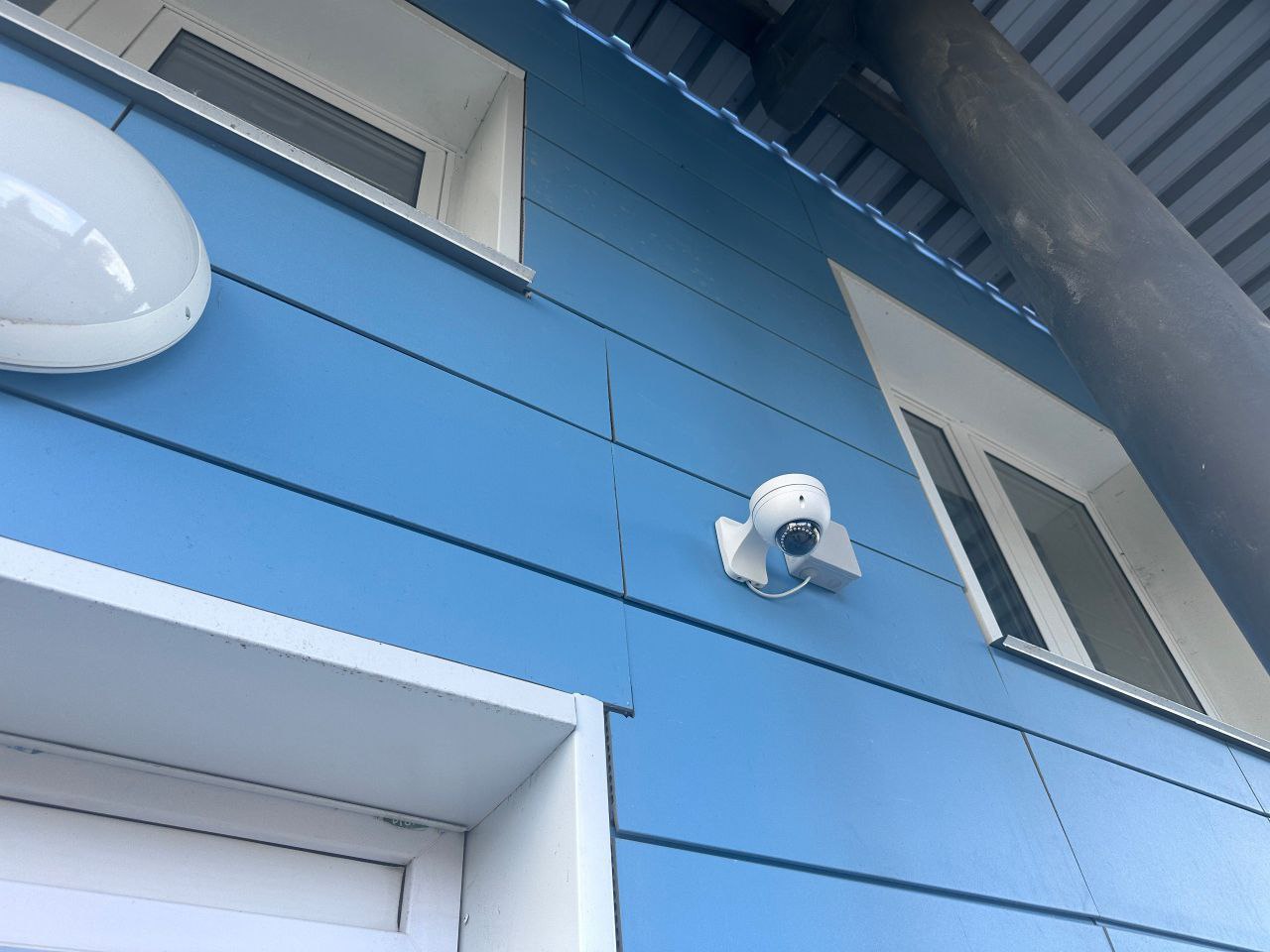 Шесть школ Омской области получили современную ИТ-инфраструктуру в рамках федерального проекта «Цифровые платформы в отраслях социальной сферы» Шесть школ Омской области получили современную ИТ-инфраструктуру в рамках федерального проекта «Цифровые платформы в отраслях социальной сферы»