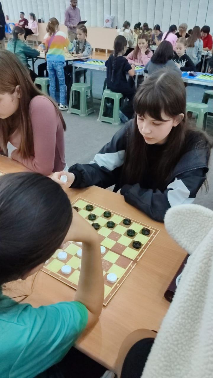 Омичи завоевали 6 медалей всероссийского турнира по шашкам «Ангарская осень» в Иркутской области Омичи завоевали 6 медалей всероссийского турнира по шашкам «Ангарская осень» в Иркутской области