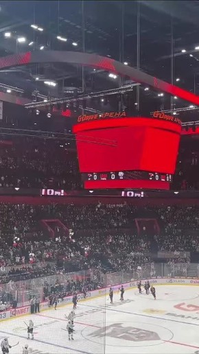 «Авангард» открывает счёт в матче