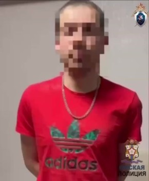 В Омске задержали 27-летнего местного жителя, который по заданию телефонных мошенников поджег полицейскую машину