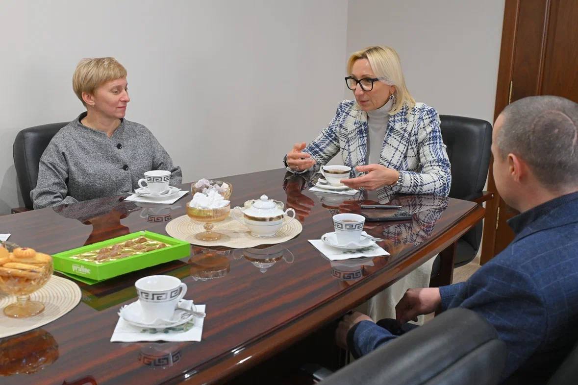 В Минтруде стартовал первый день стажировки финалистов регионального кадрового проекта «ПРОдвижение ГЕРОЕВ» В Минтруде стартовал первый день стажировки финалистов регионального кадрового проекта «ПРОдвижение ГЕРОЕВ»