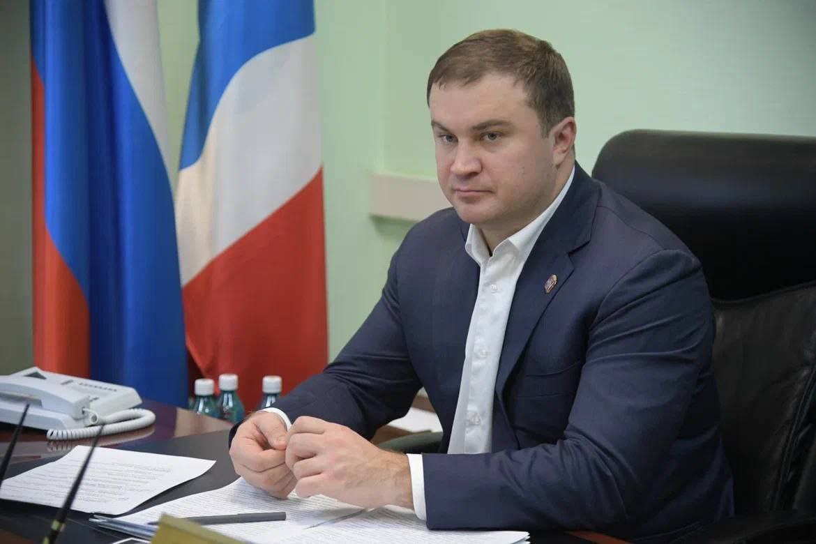 Губернатор Виталий Хоценко хочет возродить большое судоходство по Иртышу и укрепить связи с Казахстаном