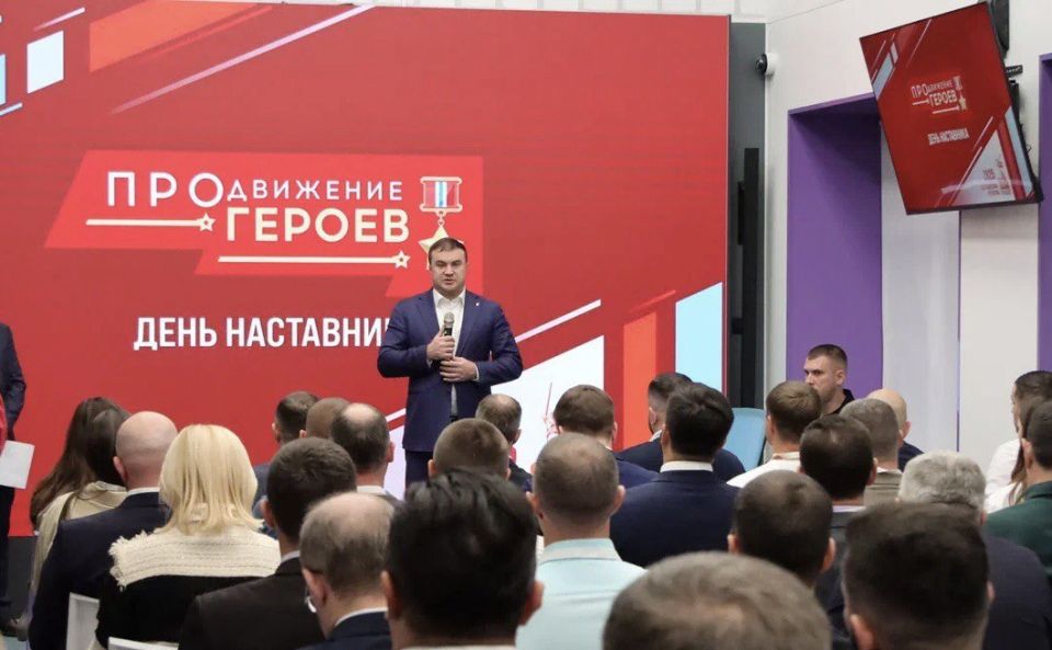 По инициативе губернатора Виталия Павловича Хоценко в Омской области реализуется региональная программа «ПРОдвижение ГЕРОЕВ»