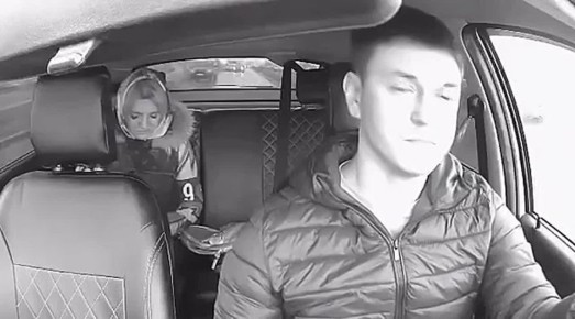 В Самаре разгорелся «музыкальный конфликт» – с участием такси, пассажирки и мачете