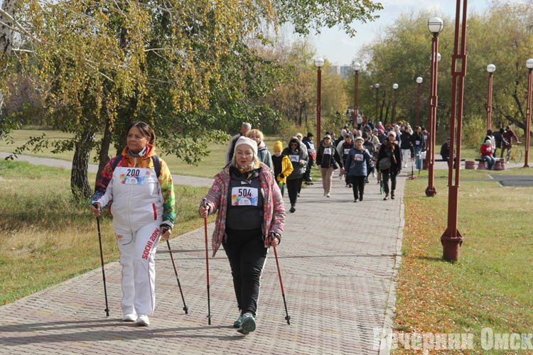 Картофель, вода и километры пешком: омский врач рассказала, как замедлить биологическое старение
