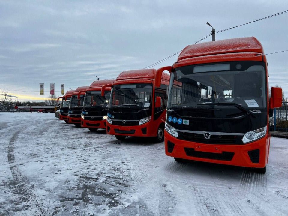 Омский автопарк пополнили новые автобусы