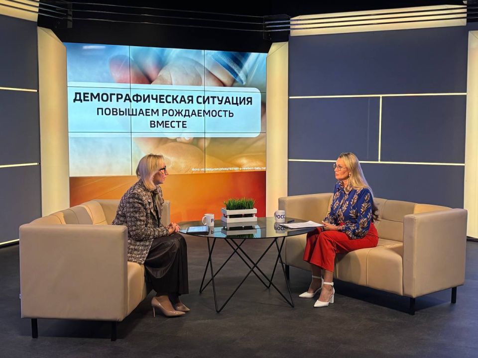 Программа «Актуальное интервью» начнется уже через несколько минут