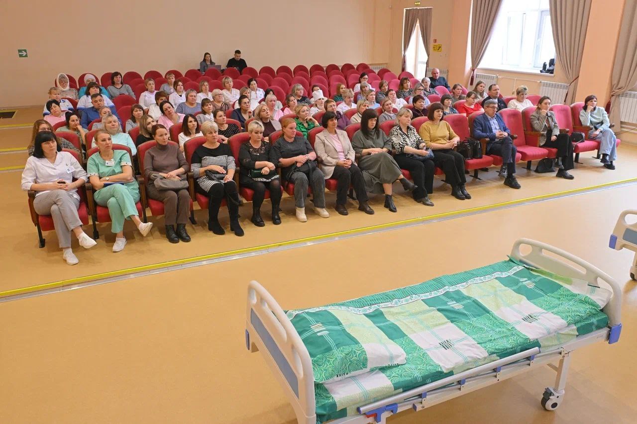 В Омской области продолжается обучение младшего медицинского персонала системе долговременного ухода В Омской области продолжается обучение младшего медицинского персонала системе долговременного ухода