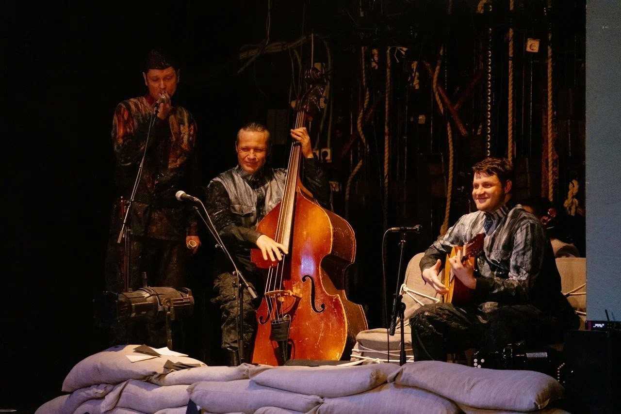 Спектакль «22 июня…» Омского ТЮЗа вошел в шорт-лист Национального фестиваля и премии «Музыкальное сердце театра-2025» Спектакль «22 июня…» Омского ТЮЗа вошел в шорт-лист Национального фестиваля и премии «Музыкальное сердце театра-2025»