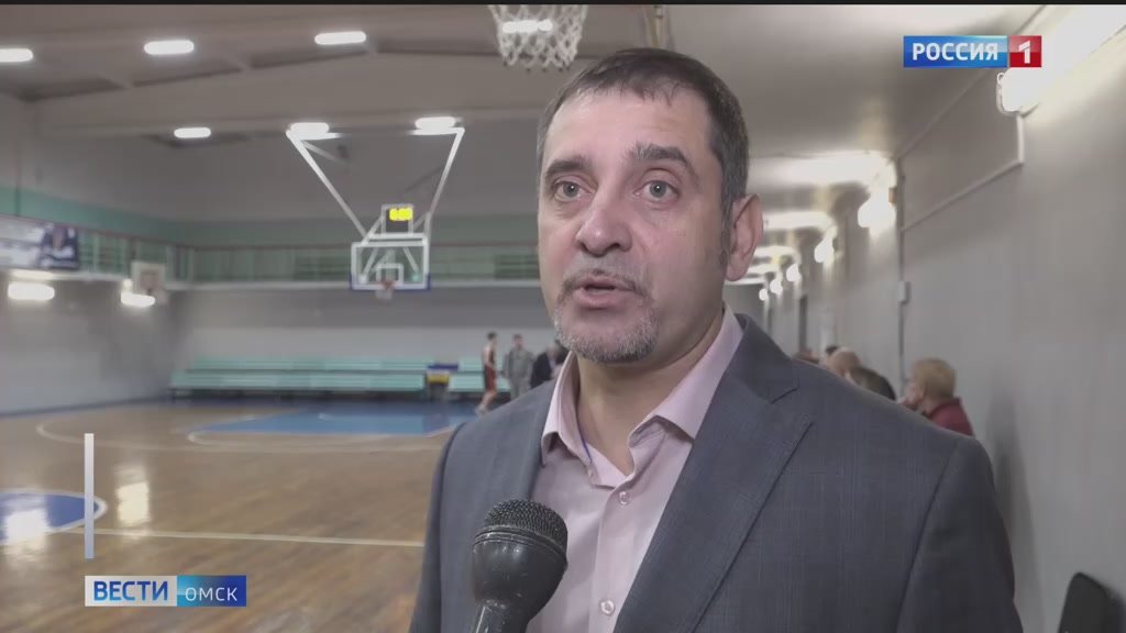 Юниорская сборная Омской области по баскетболу встретилась с командой из Томской области