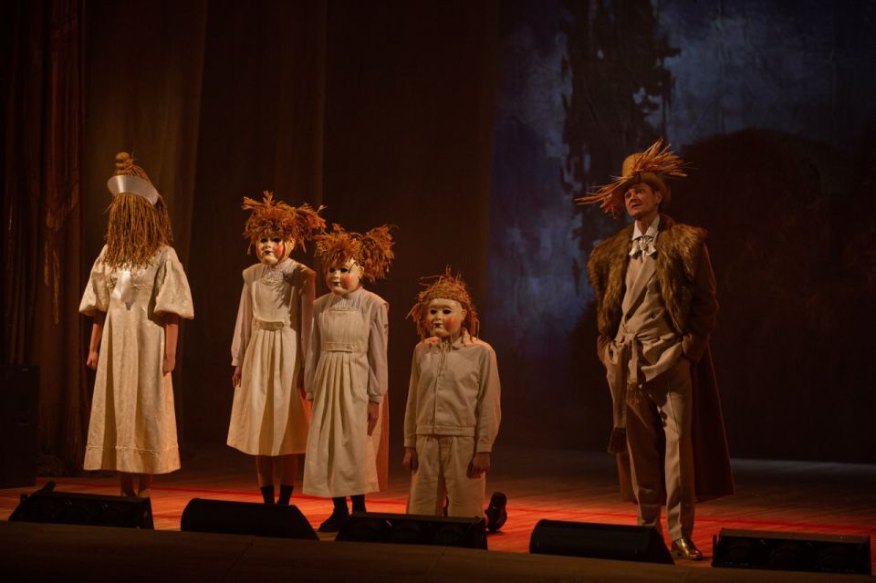 &quot; &quot;    : -!