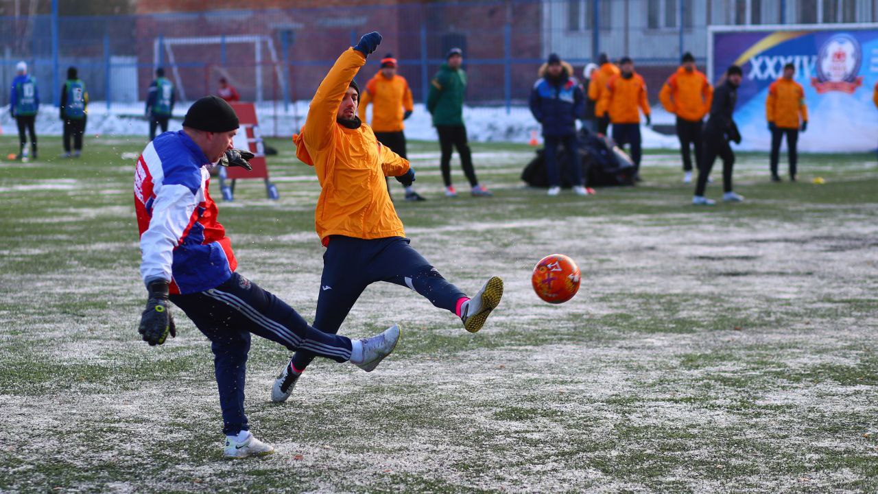 В Омске стартовал 34-й турнир по мини-футболу памяти Александра Веретено В Омске стартовал 34-й турнир по мини-футболу памяти Александра Веретено