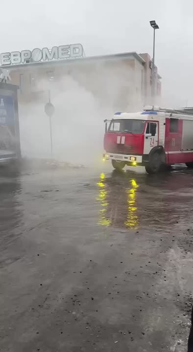 Возле Омского автовокзала загорелся пассажирский автобус