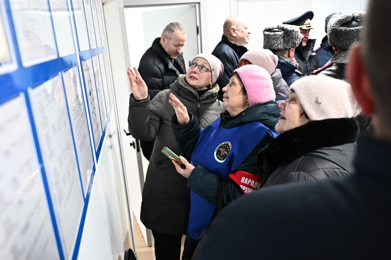 Накануне Дня участкового уполномоченного полиции в Омске ввели в эксплуатацию новый пункт полиции, расположенный на улице Бородина Накануне Дня участкового уполномоченного полиции в Омске ввели в эксплуатацию новый пункт полиции, расположенный на улице Бородина