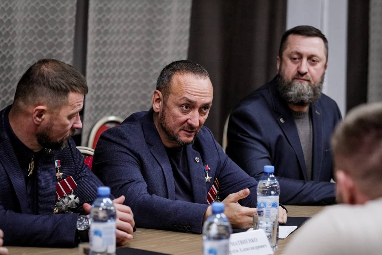 Сильная встреча накануне «Кубка Мужества» Сильная встреча накануне «Кубка Мужества»