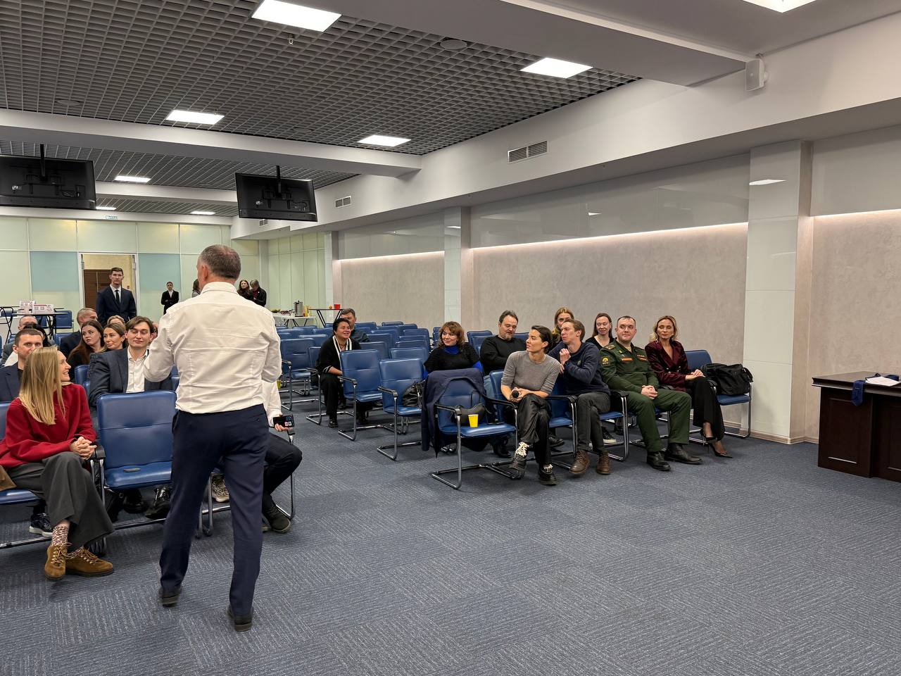 Финалист проекта «ПРОдвижение ГЕРОЕВ» Иван Цветков принял участие в разработке стратегии развития креативных индустрий Омской области до 2030 года Финалист проекта «ПРОдвижение ГЕРОЕВ» Иван Цветков принял участие в разработке стратегии развития креативных индустрий Омской области до 2030 года