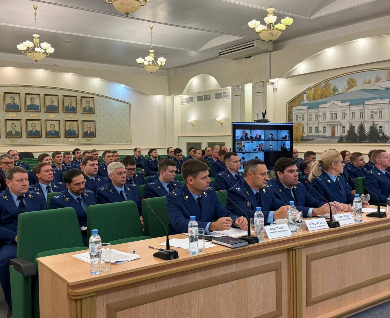 Под председательством прокурора Омской области Алексея Афанасьева состоялось заседание координационного совещания руководителей правоохранительных органов по вопросам выявления и расследования преступлений, связанных с...