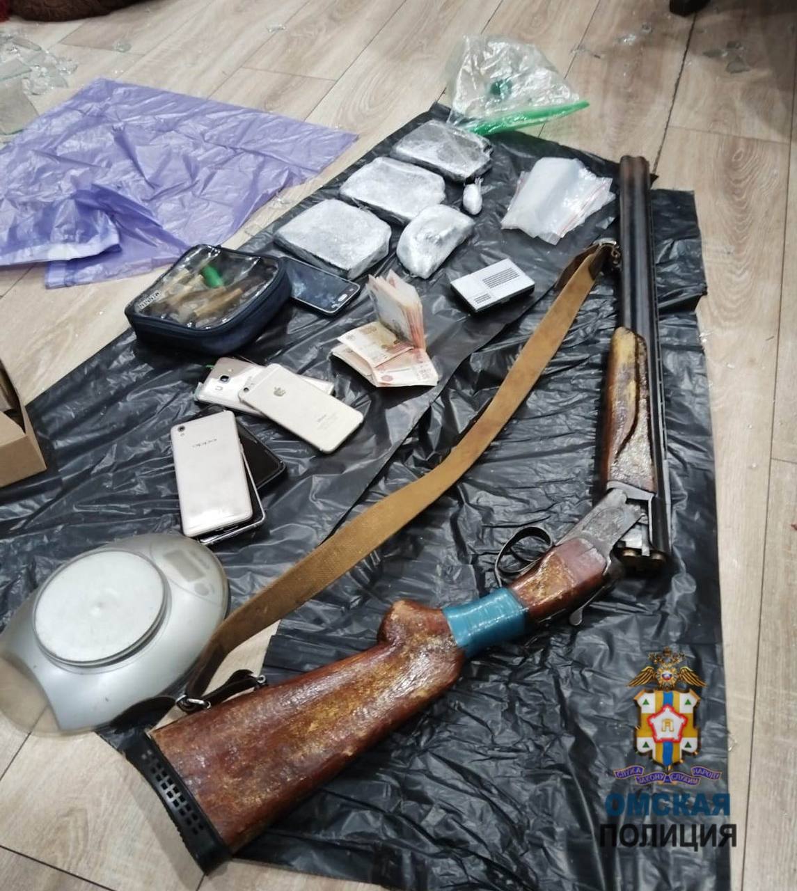 На даче вместо шашлыков – 1,4 кг «синтетики» и ружьё На даче вместо шашлыков – 1,4 кг «синтетики» и ружьё