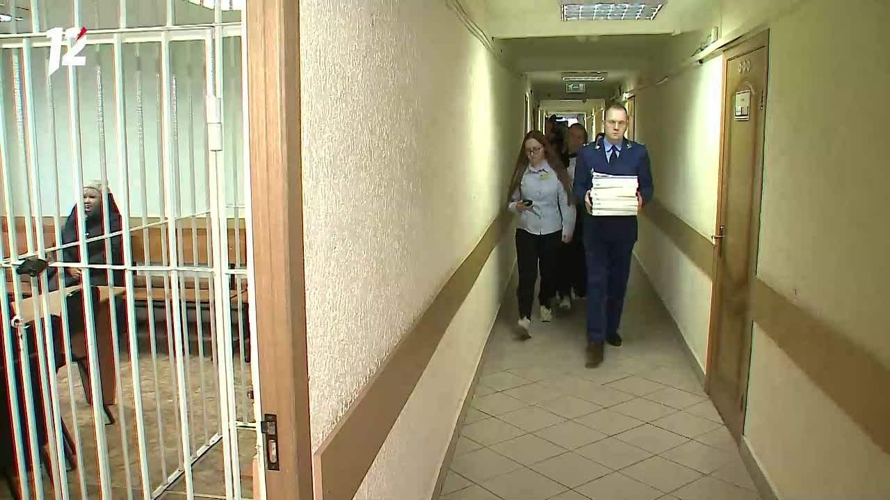 Сегодня прошло предварительное заседание по громкому делу пилота Сергея Белова, который посадил самолет в новосибирском поле