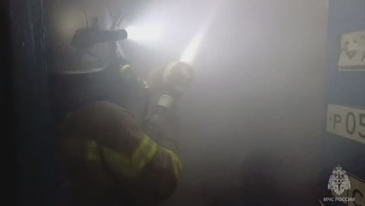 #пожарызасутки. 19 ноября в 02:31 В Омске на Дианова горело СТО.