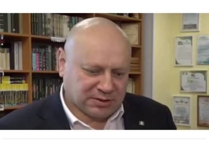 Сергей Шелест: Уважаемые омичи, получил сообщение о том, что по домовым чатам города расходится видео, в котором я, якобы, комментирую причины повреждения газопровода в Омском районе