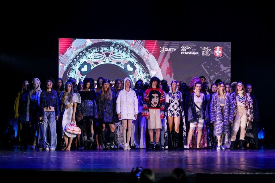  XIV         67    , , , --, , -, , , ,   