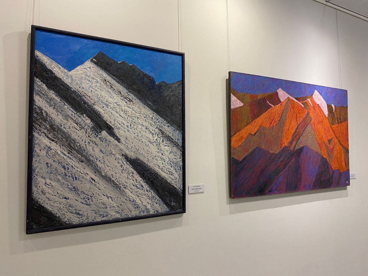 В парке «Россия - моя история» сегодня открылась масштабная выставка «Путь к вершине»: Евгений Дорохов, Геймран Баймуханов, Татьяна Колточихина и другие известные омские художники показывают свой взгляд на горы В парке «Россия - моя история» сегодня открылась масштабная выставка «Путь к вершине»: Евгений Дорохов, Геймран Баймуханов, Татьяна Колточихина и другие известные омские художники показывают свой взгляд на горы