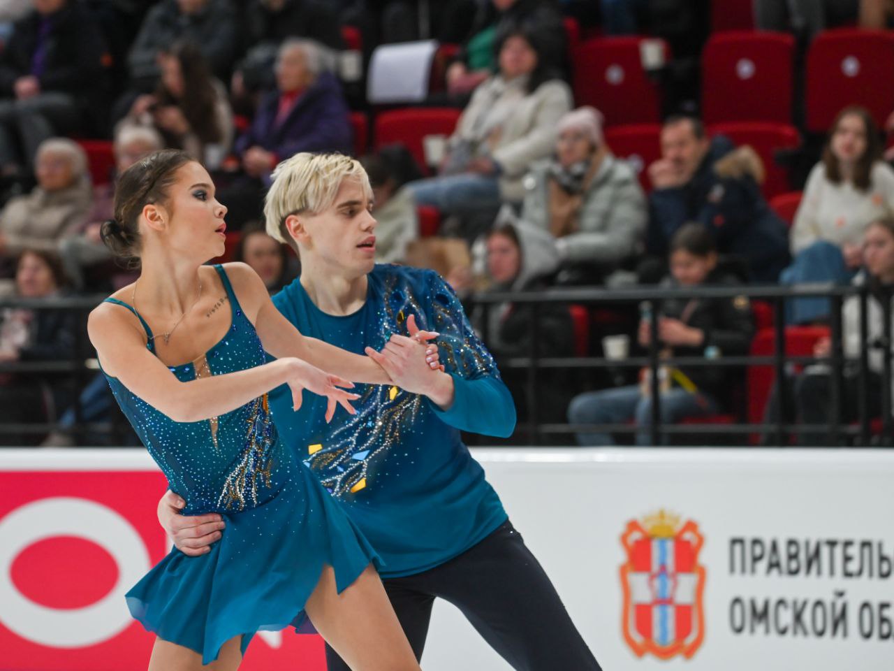 В Омске феерично завершился этап Гран-при по фигурному катанию