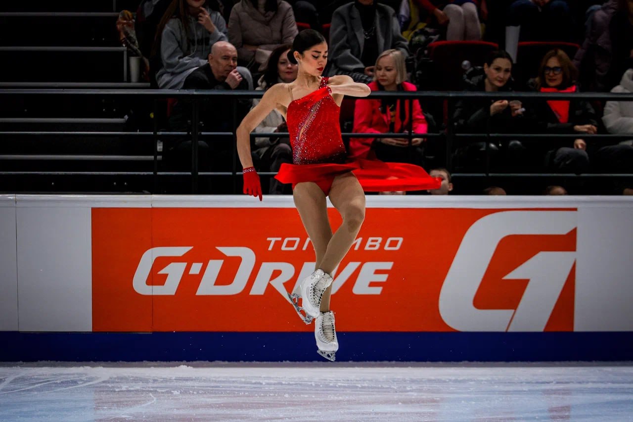 Блистательная Аделия Петросян снова на льду нашей потрясающей G-Drive Арены Блистательная Аделия Петросян снова на льду нашей потрясающей G-Drive Арены