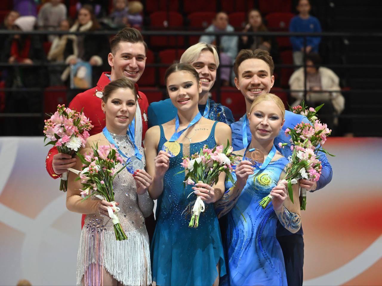 В Омске феерично завершился этап Гран-при по фигурному катанию В Омске феерично завершился этап Гран-при по фигурному катанию