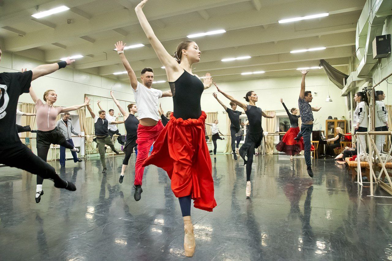 В "Культурной столице-2026" ставят "Кармен" В "Культурной столице-2026" ставят "Кармен"