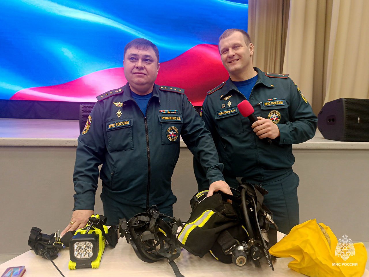 Поговорим о важном. Утро понедельника в школах страны начинается с «Разговоров о важном»