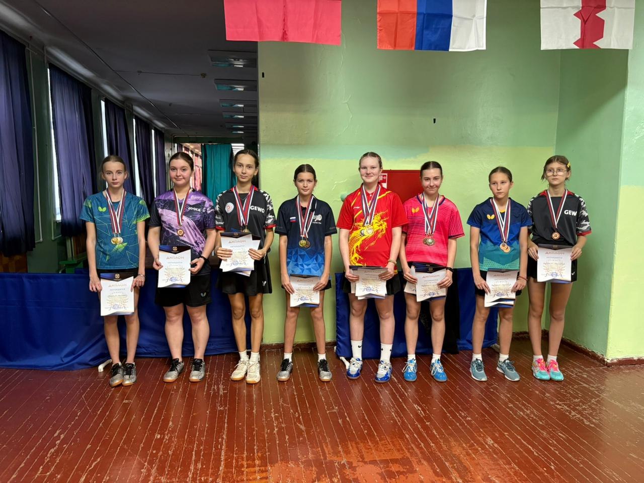 В Омске разыграли медали первенства региона по настольному теннису В Омске разыграли медали первенства региона по настольному теннису