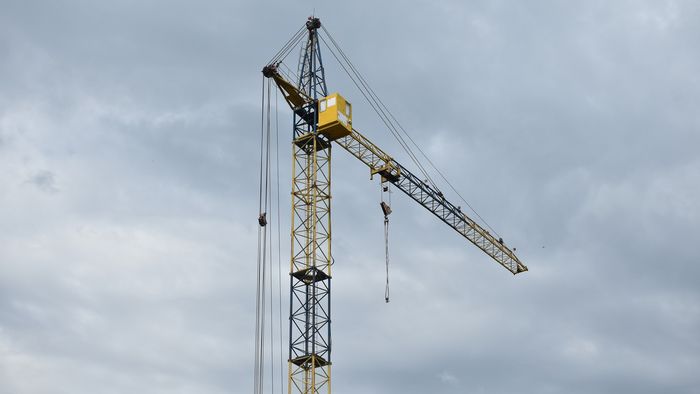 В центре Омска воткнут новую «свечку»