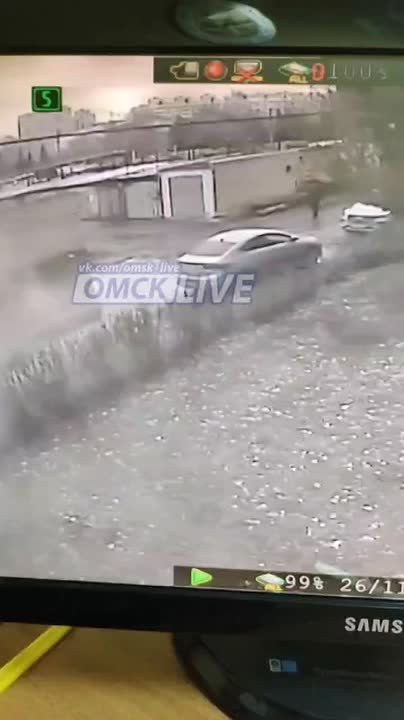 СК решает вопрос о возбуждении уголовного дела после того, как мужчина провалился в кипяток в Омске