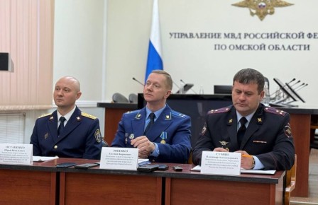 4,85  . -                         ...