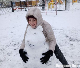 На Левом берегу запускается новогодний конкурс — «Парад снеговиков»