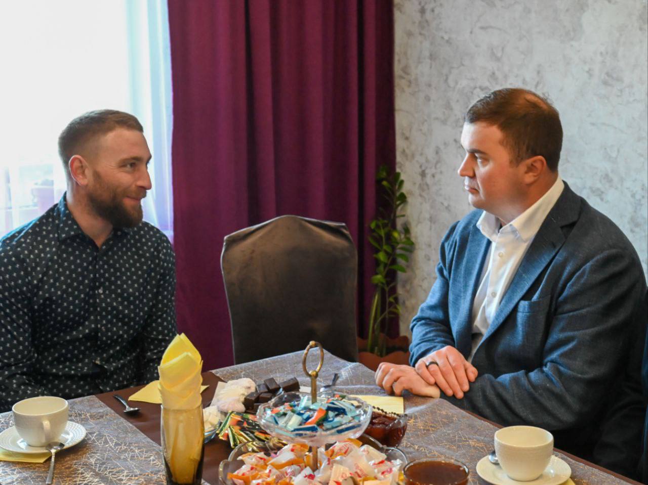 Виталий Хоценко навестил семью участника спецоперации