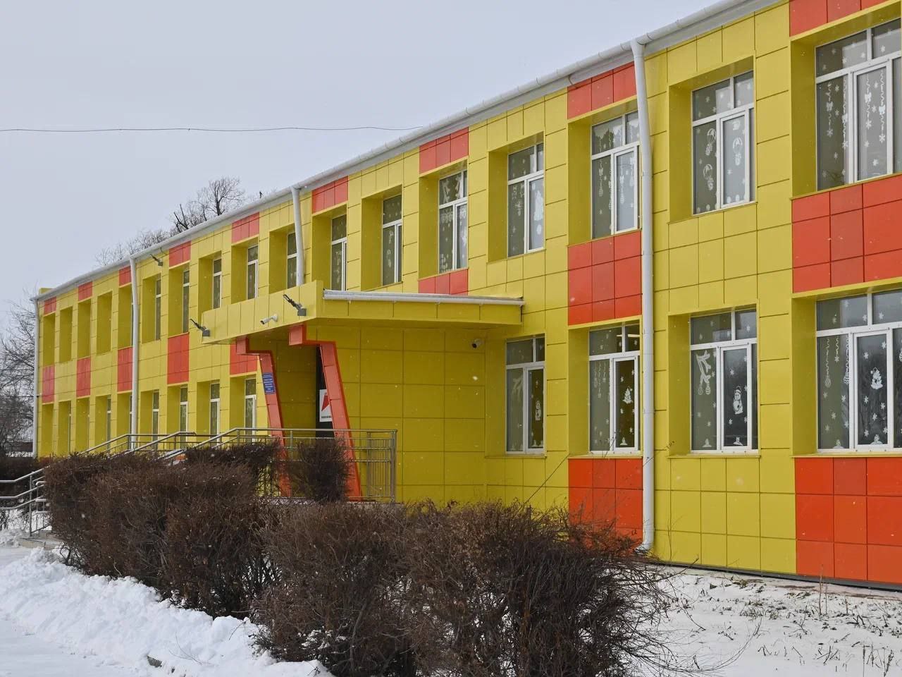 Губернатор Виталий Хоценко проинспектировал строительство и капитальный ремонт объектов образования в Омске и пригороде Губернатор Виталий Хоценко проинспектировал строительство и капитальный ремонт объектов образования в Омске и пригороде