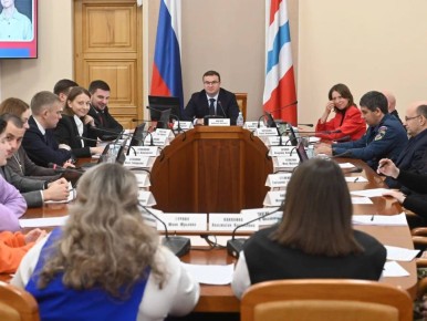 Губернатор Виталий Хоценко встретился с активистами президентского «Движения Первых»