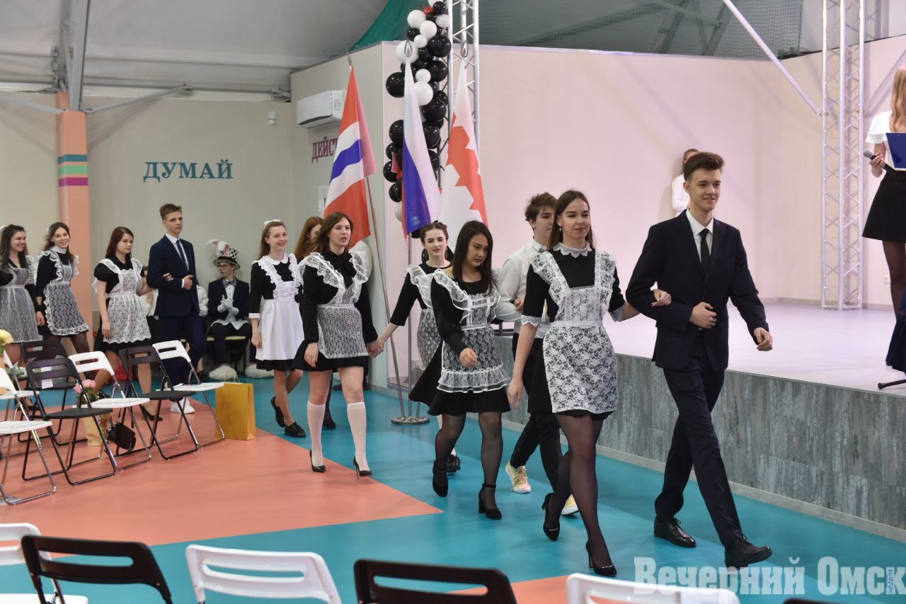 Последние звонки в 2026 году пройдут 26 мая, а выпускные – 27 июня